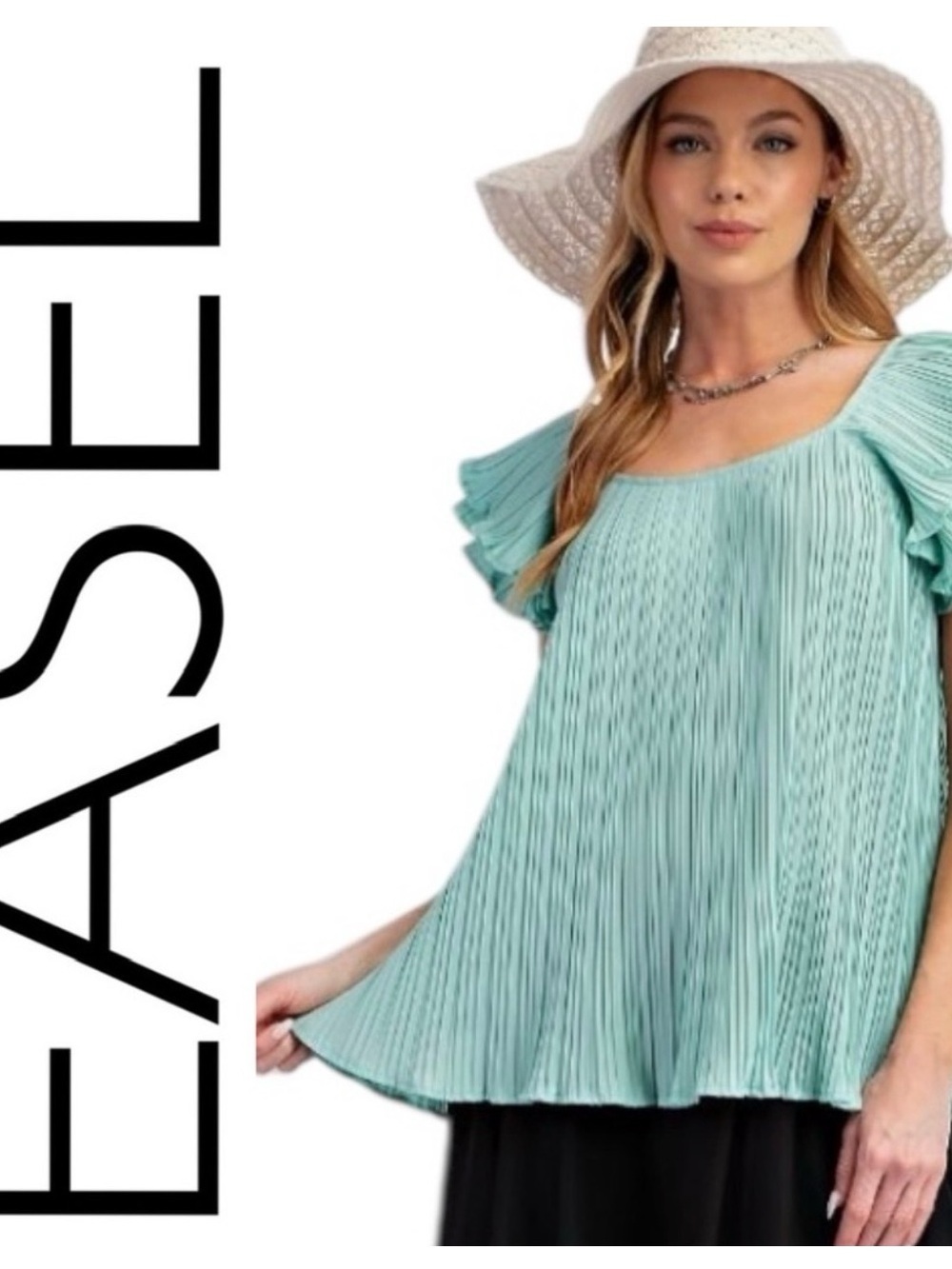 845:  EASEL NWT TOP SEAFOAM (GG6)